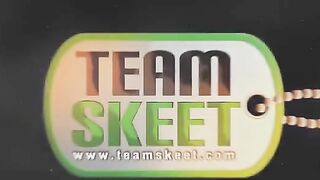 schoolgirl Lea Lexis fucked