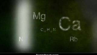 LustHD lesbians use Hitachi vibrator to orgasm