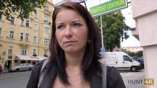 Woman paid to fuck for cash