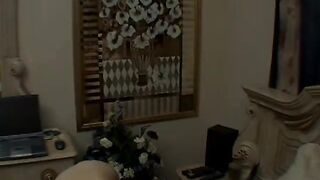 Old dude fucks brunette teen Elisa video