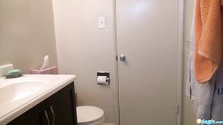 Sexy ebony gf gets bathroom suprise