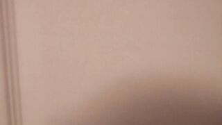 Xena begs to suck a fat cock