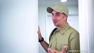 Brazzers - August Ames - Real Wife Stories