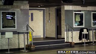 Brazzers - Teens Like It Big - Cindy Loarn Danny D - Dont Go