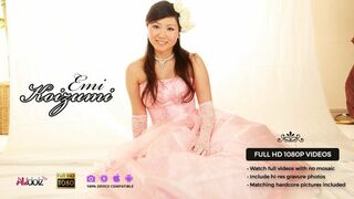 Sweet Japanese woman Emi Koizumi swallows a hairy hard dick