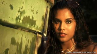 Renewing her Beauty In The River That Make Her Feel