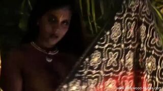 Erotic Babe Is Hot And Sexy Dancing Gracefully