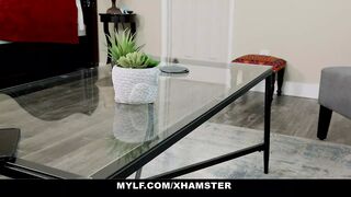 Big Titted Milf Rachael Cavalli Shows Off Her Curves