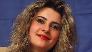 Sie will ein Stripvideo aufnehmen und der Cameramann wird Horny