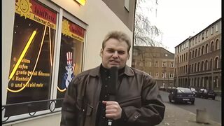 blonde milf bekommt beim casting was zu blasen und die pussy gefingert