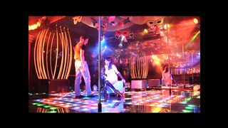 Double Penetration of an Italian Milf