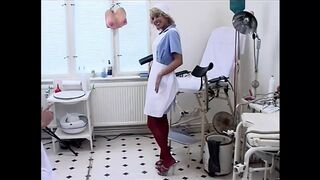 Hot Nympho loves to Cum