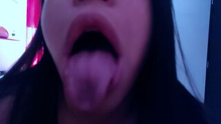 Look daddy! I swallowed it all!