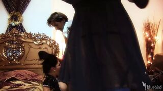 Audrey Bitoni and Cassie on hand with their pussies for some fucking