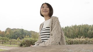 Meeting a Natural Beauty that Anyone Would Fall in Love With in a Country Town Rich in Nature - Chika Uehara