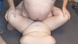 MILF BBW gets creampie