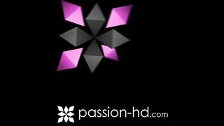 Emily Grey gives blowjob