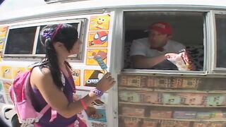 Ice cream maker sells ice cream to teenagers in exchange for sex #01