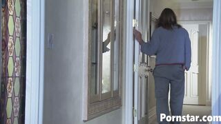 Gorgeous Roxy Jexel Gets Ass Fucked Hardcore