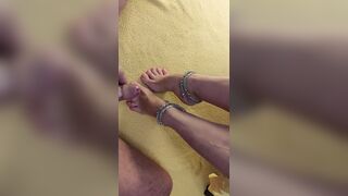 Selena's toes games 1