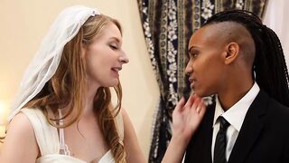 Lesbians go totally Crazy