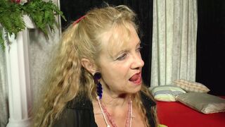 Oma Berta schaut gerne wie ihr freund eine andere fickt!