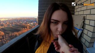 Blowjob On The Balcony Of The 20th Floor. Nice View