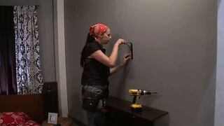 Gianna Michaels is a slut with big tits and a willing ass