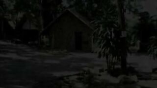 Petit e Latina Outdoor Hook Up