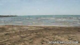 Kinky Latina Striptease