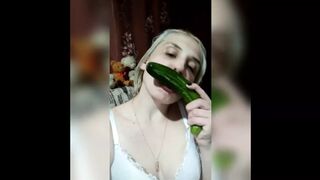 Save myself from boredom with my favorite handjob