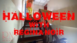 HALLOWEEN 2021 – Velma Dinkley in Yellow pantyhose – SCOOBY DOO