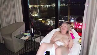 MarieRocks, Masturbating