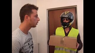 ITALIANI AL CASTING DI ELIO #01 - (storia #03)