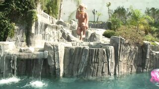 Tara and Jaelyn Love Black Dick