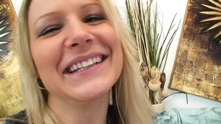 Blonde beauty with a juicy ass is a sucking machine
