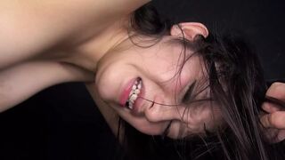 ASIAN JAPANESE PORN HOT GIRL FUCKS HER PUSSY WITH A BIG