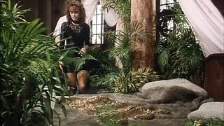 SPIANDO SIMONA - Episode 1