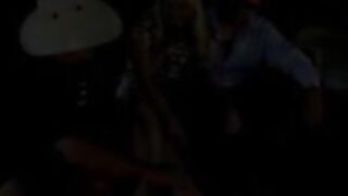 Housewife Zoie goes Hardcore