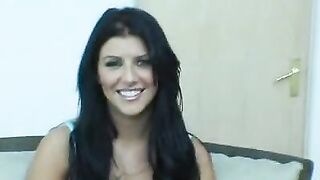 Taryn Sizes Up the Goods