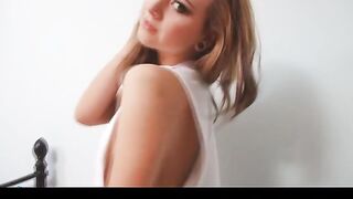 Natalia in blue jeans