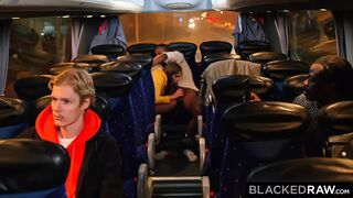 BLACKEDRAW – Hottie doubles up on BBC