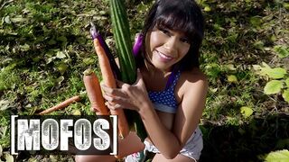 Mofos - Naughty Teen Aryana Amatista Is So Horny & Eager For A Big Cock To Pound Her Wet Pussy