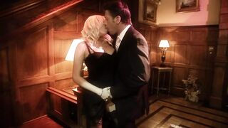 Michelle Thorne a MILF with big tits gets fucked in the