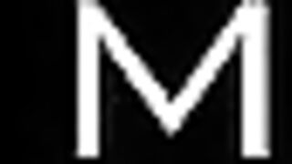 Melissa Matthews Shows Off in Reverse Footjob