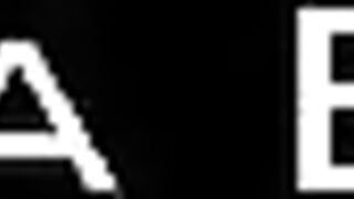 Taisa Banx Gets Her Feet Massaged and Sucks Dick