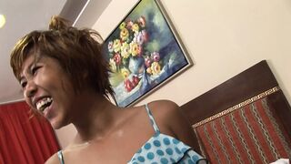 sex tourist adventures in Thailand – Thai hooker fucked by farang