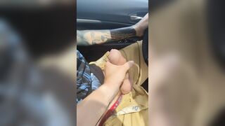 I suck a guy who took me in a hitchhiking and I swallow all his sperm