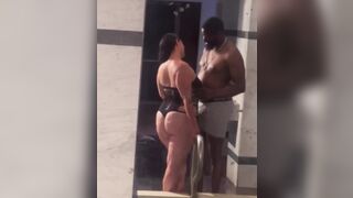 Broke in the Club to Get Fucked in a Jacuzzi Finished on the Sink