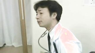 Teen girl at the doctor